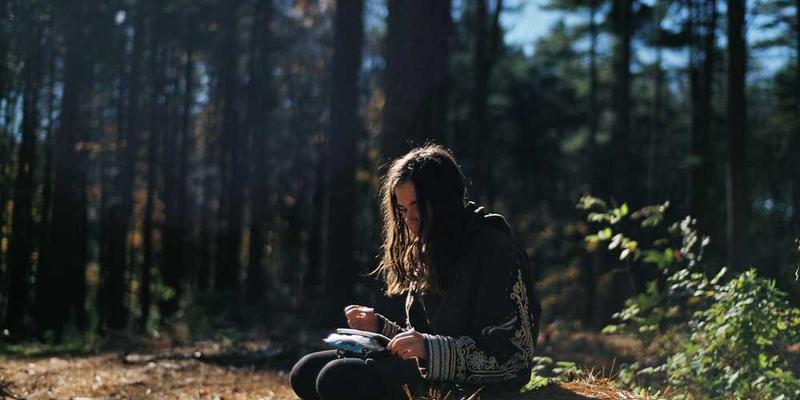 说明：街头涂鸦，色彩鲜明，富有创意
