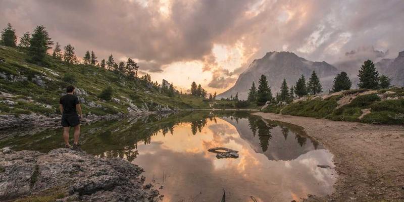 “低效率”庇护所商业模型：为对抗速度而付费的空间